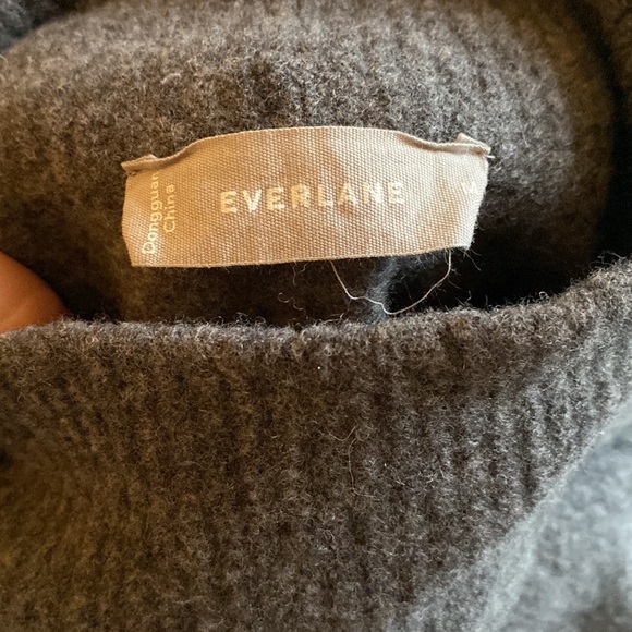 Everlane Felted Wool & Yak Hair Gray Sweater Medium - Picture 5 of 6